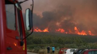 Žrnovnica: Vatra je sve bliže Splitu, nebo je prekriveno dimom Žrnovnica: Vatra je sve bliže Splitu, nebo je prekriveno dimom