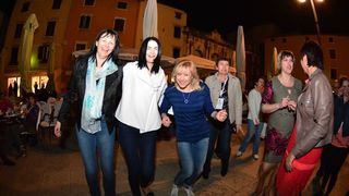 FIMBA After party na Narodnom trgu uz bend Songbusters FIMBA After party na Narodnom trgu uz bend Songbusters