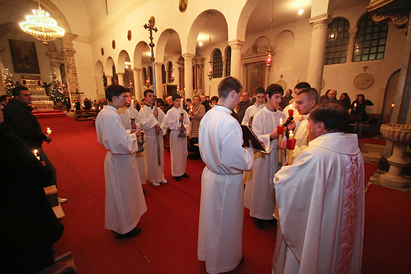 Crkva Sv. Šime : Svečana proslava Svijećnice (foto:Saša Čuka)