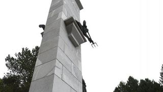 Srb: Polaganjem vijenaca obilježena obljetnica Dana ustanka naroda Like, Photo: Dino Stanin/PIXSELL