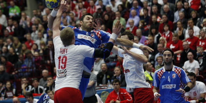 Malmo, 200111. Malmo Arena.  22. Svjetsko rukometno prvenstvo, utakmica izmedju Hrvatske i Danske. Na fotografiji: Blazenko Lackovic. Foto: Ante Cizmic / CROPIX