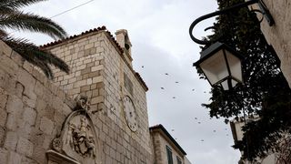 Uklanja se zvono s Kneževog dvora u Pagu Uklanja se zvono s Kneževog dvora u Pagu