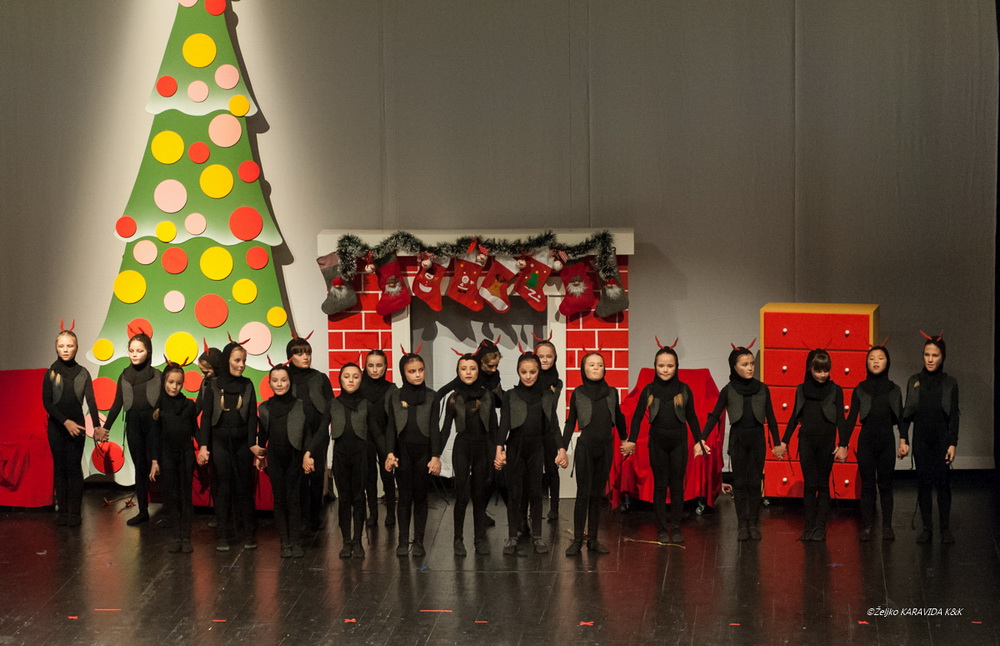 HNK Zadar: Premijera predstave “Pravo na…” Plesne udruge “Gesta” HNK Zadar: Premijera predstave “Pravo na…” Plesne udruge “Gesta”