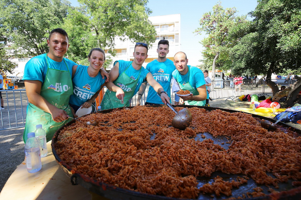 11. dm millennium jump na zadarskoj rivi 11. dm millennium jump na zadarskoj rivi