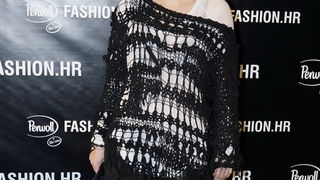 Zagreb, 150313.
Zagrebacki Velesajam.
Odrzana je treca vecer revije Perwoll Fashion.hr na kojoj su svoje kreacije predstavili Martina Felja, Morana Krklec, Young at Squat, Marina Design i Envy Room.
Na fotografiji: Ogi Antunovac.
Foto: Marko Todorov / C Zagreb, 150313.
Zagrebacki Velesajam.
Odrzana je treca vecer revije Perwoll Fashion.hr na kojoj su svoje kreacije predstavili Martina Felja, Morana Krklec, Young at Squat, Marina Design i Envy Room.
Na fotografiji: Ogi Antunovac.
Foto: Marko Todorov / C