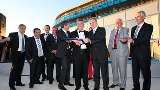 Zadar, 040512.
Falkensteiner Hotel & Spa Iadera u Punta Skali u Petrcanima kraj Zadra. Investicija vrijedna 160 milijuna eura prema rijecima celnih ljudi isplatila se. Hotel koji je otvoren lani u srpnju, danas je otvoren i sluzbeno. Na otvorenju su bile Zadar, 040512.
Falkensteiner Hotel & Spa Iadera u Punta Skali u Petrcanima kraj Zadra. Investicija vrijedna 160 milijuna eura prema rijecima celnih ljudi isplatila se. Hotel koji je otvoren lani u srpnju, danas je otvoren i sluzbeno. Na otvorenju su bile