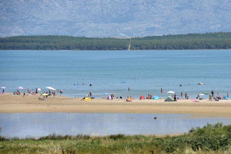 Kraljicina plaza u Ninu, jedna od najljepsih plaza u Hrvatskoj. Photo: Dino Stanin/PIXSELL