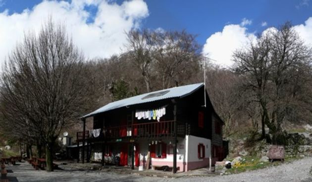 Planinarski dom Paklenica