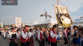 Otvoren 12. biogradski Gastro stol Otvoren 12. biogradski Gastro stol