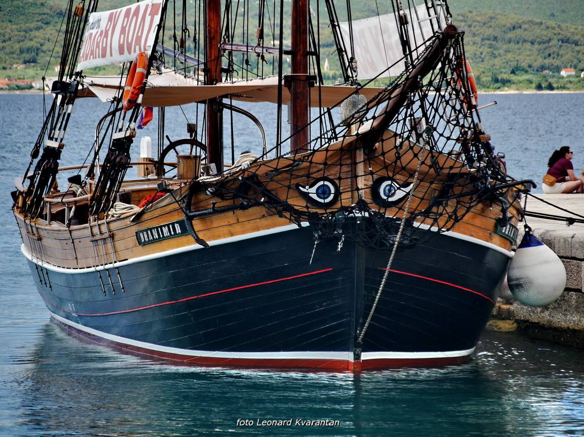 U uvali Jazine održana 3. regata veslačkog mini kupa Dalmacije U uvali Jazine održana 3. regata veslačkog mini kupa Dalmacije