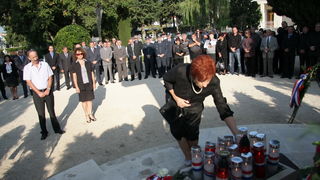 Image 1054207 (auto)