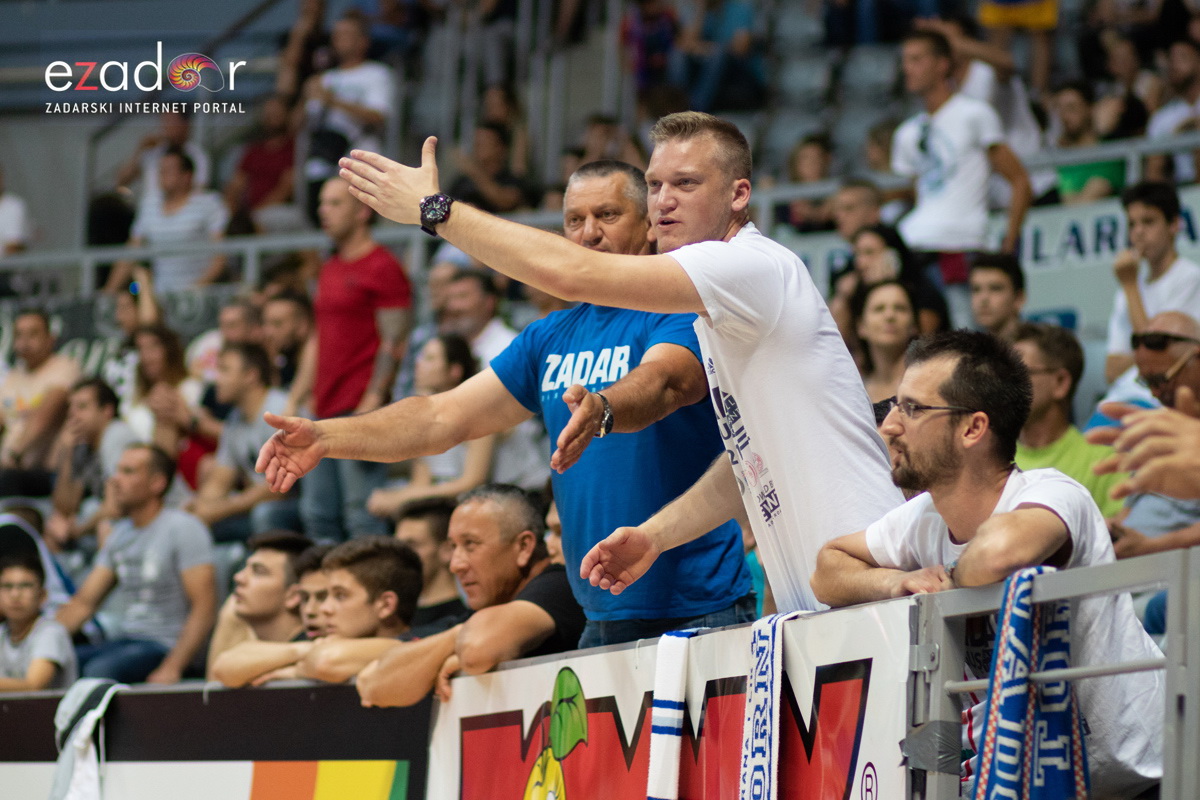 Polufinale doigravanja HT Premijer lige, 1. utakmica: KK Zadar – KK Cibona 89-78