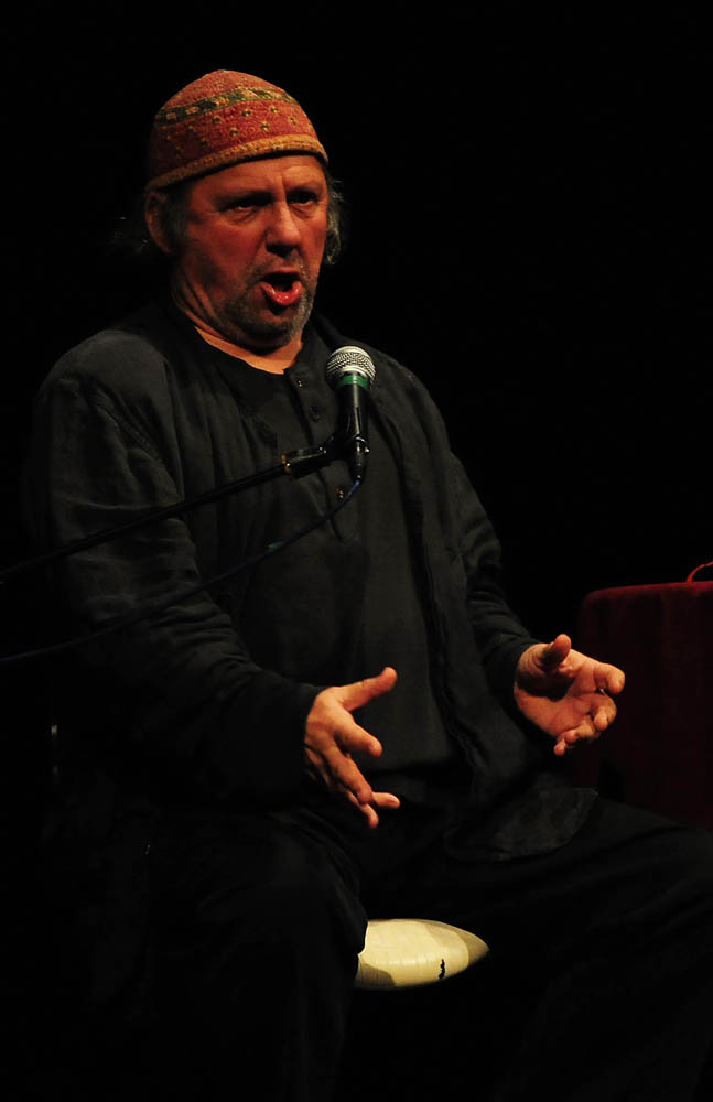 Zadar, 06.03.2013. snimio: Nenad Marčev,
Monodrama Zijaha Sokolovića,
Međuigre 0-24,
Redatelj Zijah Sokolović,
Dvorana HNK Zadar Zadar, 06.03.2013. snimio: Nenad Marčev,
Monodrama Zijaha Sokolovića,
Međuigre 0-24,
Redatelj Zijah Sokolović,
Dvorana HNK Zadar