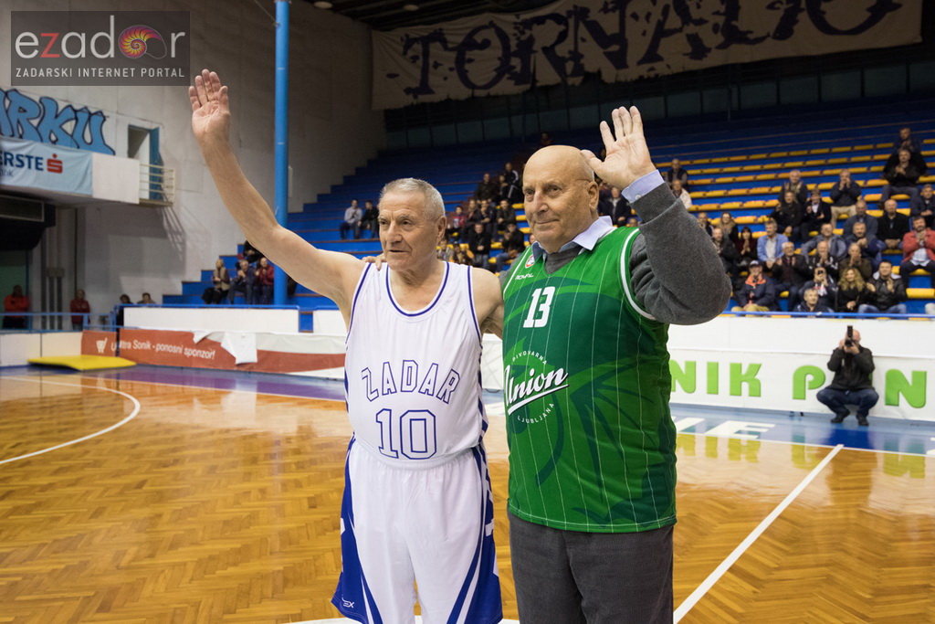 Fešta u povodu 80. rođendana Pina Giergie: Vetarani KK Zadar – Veterani KK Olimpija Fešta u povodu 80. rođendana Pina Giergie: Vetarani KK Zadar – Veterani KK Olimpija