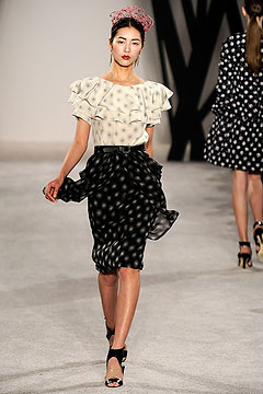 Jason Wu: Jesen/zima 2009. (Cromoda.com) Jason Wu: Jesen/zima 2009. (Cromoda.com)