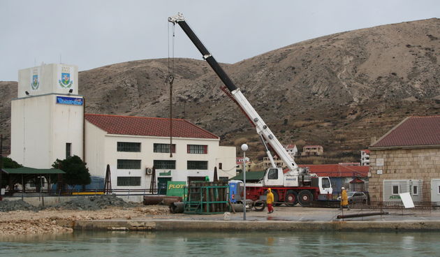 Pag: Obnova starog mosta (foto: J.Portada)