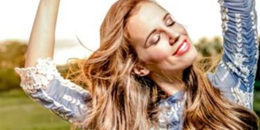 Korana Gvozdic za Aussie Korana Gvozdic za Aussie