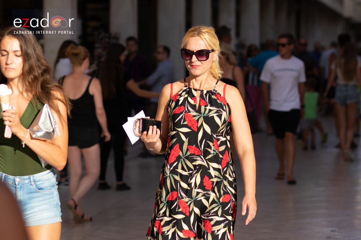 Večernji đir po gradu, utorak 10. srpnja 2018. Večernji đir po gradu, utorak 10. srpnja 2018.