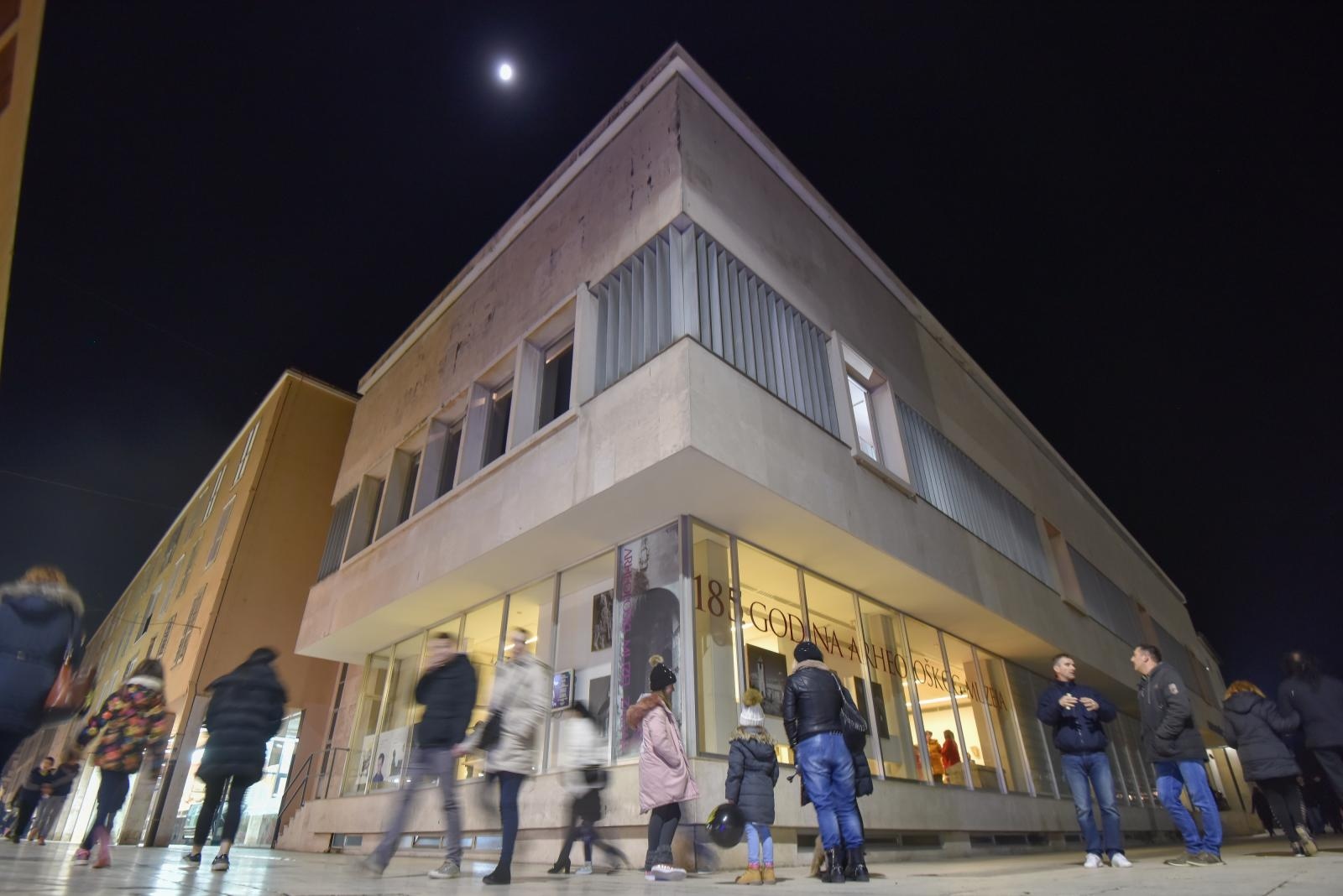 Noć muzeja 2018: Borba rimskih gladijatora u Arheološkom muzeju Zadar Noć muzeja 2018: Borba rimskih gladijatora u Arheološkom muzeju Zadar