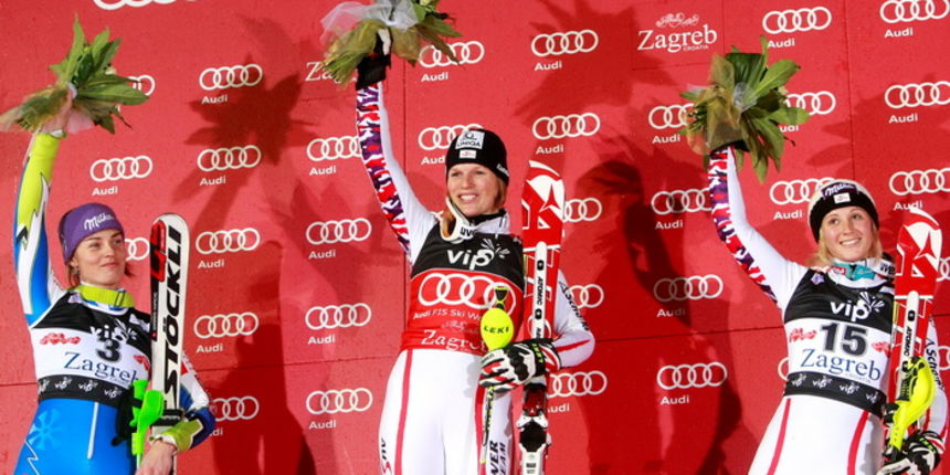 Zagreb, 030112.
Sljeme – Vip Snow Queen Trophy 2012.
Slalomska utrka FIS Svjetskog kupa na Sljemenu za zene.
Na slici: Tina Maze, Marlies Schild i Michaela Kirchgasser.
Foto: Ronald Gorsic / CROPIX Zagreb, 030112.
Sljeme – Vip Snow Queen Trophy 2012.
Slalomska utrka FIS Svjetskog kupa na Sljemenu za zene.
Na slici: Tina Maze, Marlies Schild i Michaela Kirchgasser.
Foto: Ronald Gorsic / CROPIX