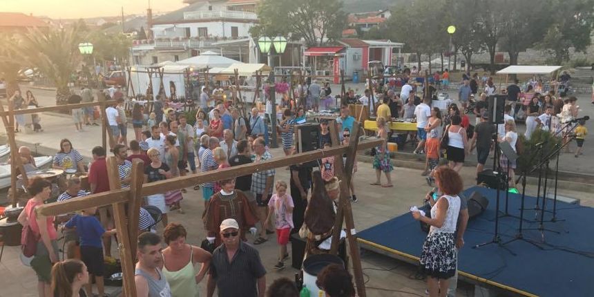 Fešta od ribe i vina Fešta od ribe i vina