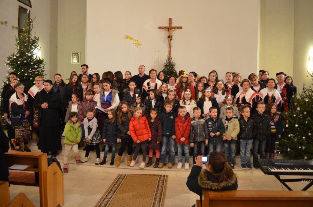 Humanitarni božićni koncert u Zemuniku 2. siječnja 2016.