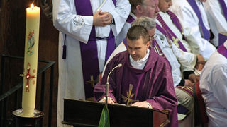 Posljednji ispraćaj nadbiskupa Ivana Prenđe (foto: Marin Gospić)