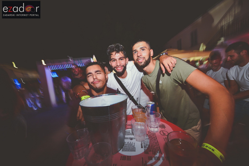 Salsa četvrtkom i after uz DJ Em Bee @ Svarog Bar