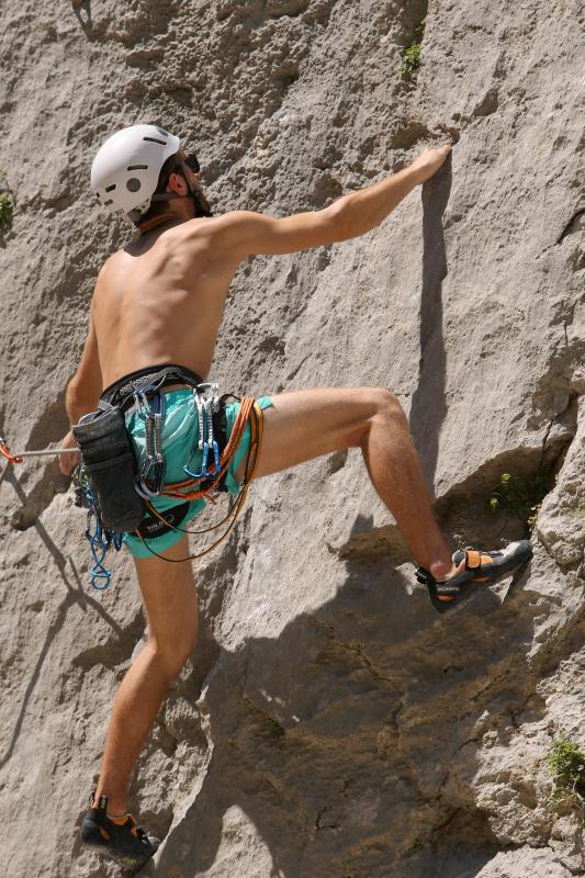 Penjači uživaju u kanjonu Paklenice, Foto: Dino Stanin Penjači uživaju u kanjonu Paklenice, Foto: Dino Stanin