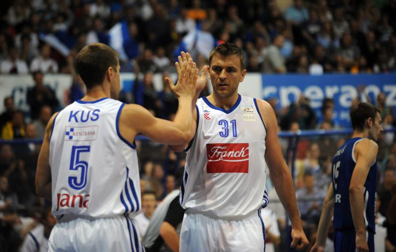 Image 727481 (auto) Image 727481 (auto)