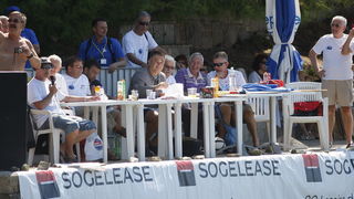 Split, 120611.
Na splitskim Bacvicama odrzano je 7. Prvenstvo svita u piciginu. Naslov pobjednika drugu godinu za redom osvojila je ekipa A1.
Foto: Ante Cizmic / CROPIX Split, 120611.
Na splitskim Bacvicama odrzano je 7. Prvenstvo svita u piciginu. Naslov pobjednika drugu godinu za redom osvojila je ekipa A1.
Foto: Ante Cizmic / CROPIX