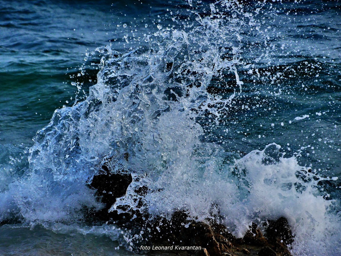 Valovi na Puntamici kroz objektiv Leonarda Kvarantana