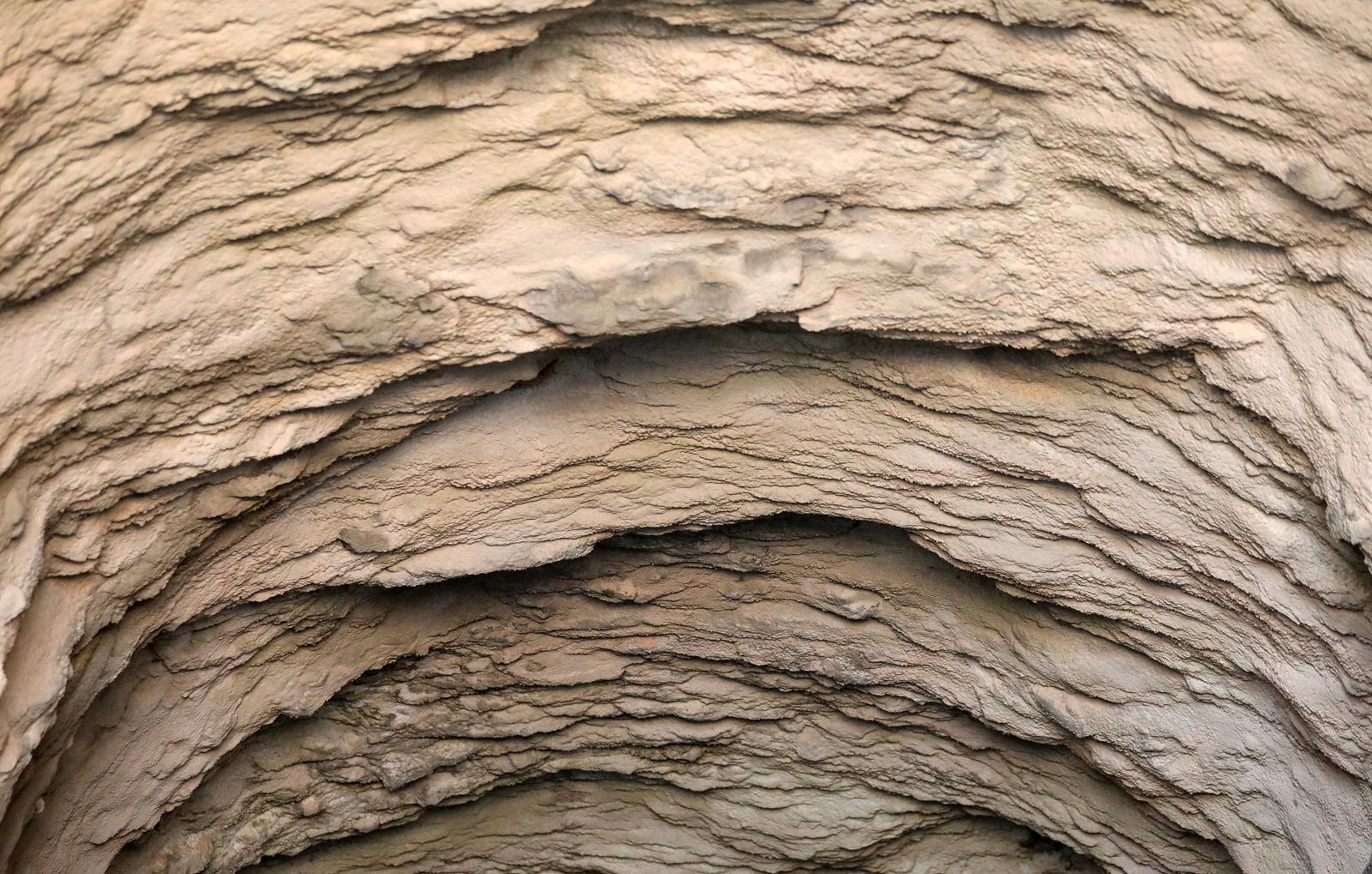 Tunel Dingač u pelješkom kraju