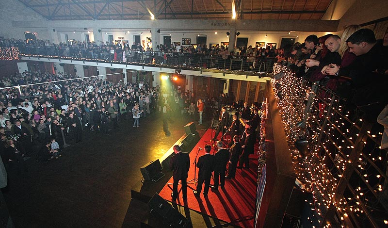 Božićni koncert Klape Intrade i Tomislava Bralića u Arsenalu (foto:Marin Gospić)