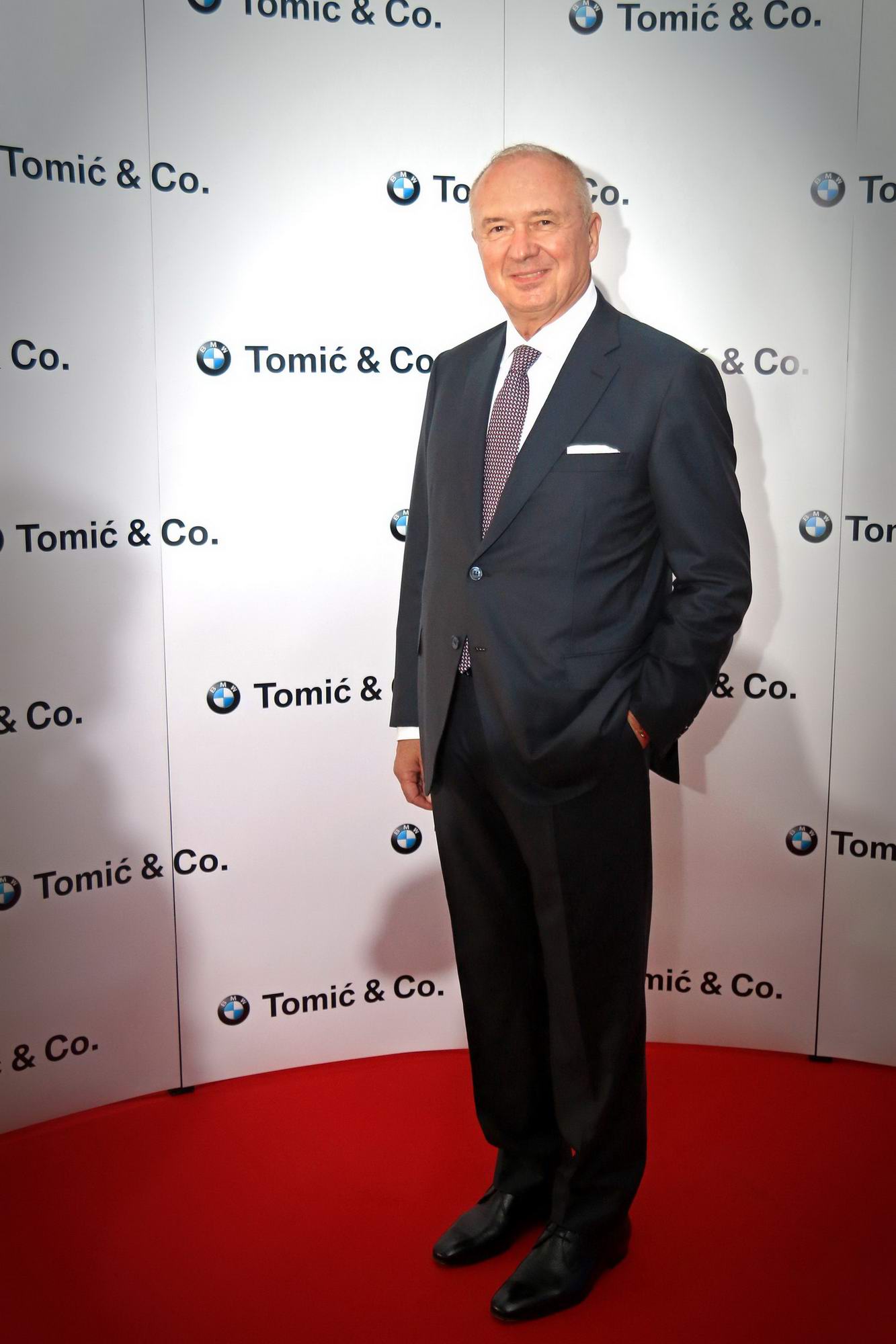 Svečano otvorenje prodano-servisnog centra Tomić & Co. Svečano otvorenje prodano-servisnog centra Tomić & Co.