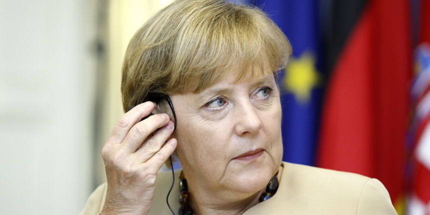 Zagreb, 220811.
Markov trg.
Banski dvori.
Na poziv predsjednice Vlade Republike Hrvatske Jadranke Kosor, danas je u posjet Hrvatskoj dosla kancelarka Savezne Republike Njemacke Angela Merkel.
Na slici: Press konferencija.
Foto: Goran Mehkek / Cropix Zagreb, 220811.
Markov trg.
Banski dvori.
Na poziv predsjednice Vlade Republike Hrvatske Jadranke Kosor, danas je u posjet Hrvatskoj dosla kancelarka Savezne Republike Njemacke Angela Merkel.
Na slici: Press konferencija.
Foto: Goran Mehkek / Cropix