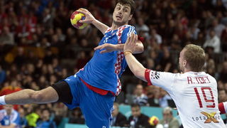 Barcelona 250113.
Gradska dvorana Palau Sant Jordi.
Svjetsko prvenstvo u rukometu za muskarce Spanjolska 2013.
Utakmica polufinala izmedju Hrvatske i Danske.
Na fotografiji: Domagoj Duvnjak.
Foto: Ante Cizmic / CROPIX Barcelona 250113.
Gradska dvorana Palau Sant Jordi.
Svjetsko prvenstvo u rukometu za muskarce Spanjolska 2013.
Utakmica polufinala izmedju Hrvatske i Danske.
Na fotografiji: Domagoj Duvnjak.
Foto: Ante Cizmic / CROPIX