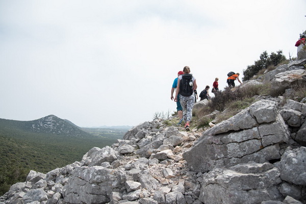Drugi Planinarski pohod “Hajdemo do Vrane” 2. travnja 2016. Foto: Vinko Pešić