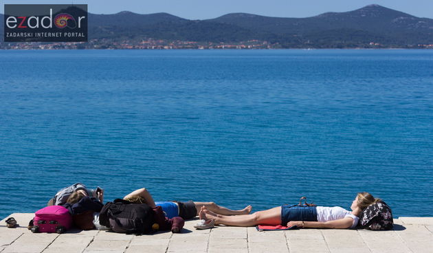 Guštanje, Morske orgulje, sunce. Đir po gradu 8. travnja 2017.