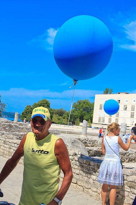 Image 892613 (auto) Image 892613 (auto)