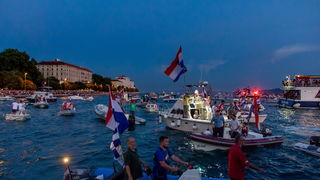 Veličanstven doček četvorice zadarskih Vatrenih od Gradskog mosta do Foruma