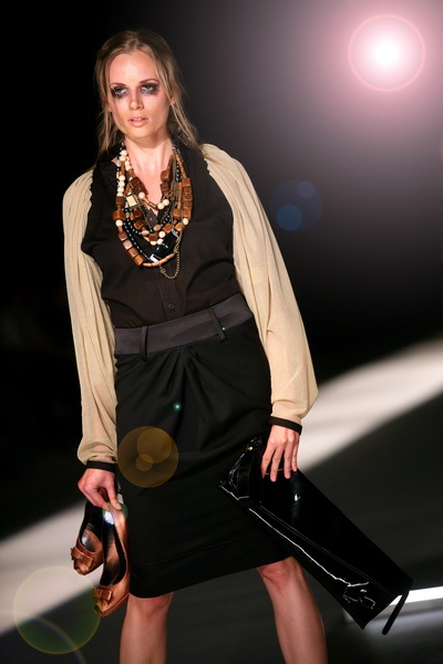 Zagreb, 250909.
U staroj tvornici Zagrepcanka od 24.09.-26.09. odrzava se modna revija Dove Fashion.hr.
Revija: Ivica Klaric.
Foto: Neja Markicevic /CROPIX