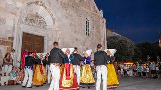 Etno večer s KUD Družina u Pagu Etno večer s KUD Družina u Pagu