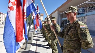 Knin: Generalna proba mimohoda uoči sutrašnje proslave 21. obljetnice VRA Oluja Knin: Generalna proba mimohoda uoči sutrašnje proslave 21. obljetnice VRA Oluja