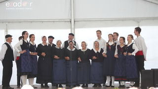 Bibinjci gradišćanskim Hrvatima darovali 1.82 metara visok kip sv. Roka Bibinjci gradišćanskim Hrvatima darovali 1.82 metara visok kip sv. Roka