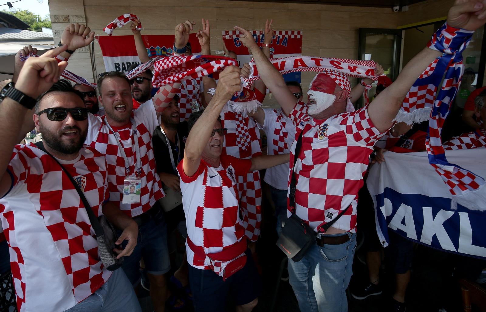 Veseli hrvatski navijači u Rostovu na Donu