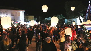 Paljenjem prve adventske svijeće i prigodnim zabavnim programom započela manifestacija Advent na otoku Viru