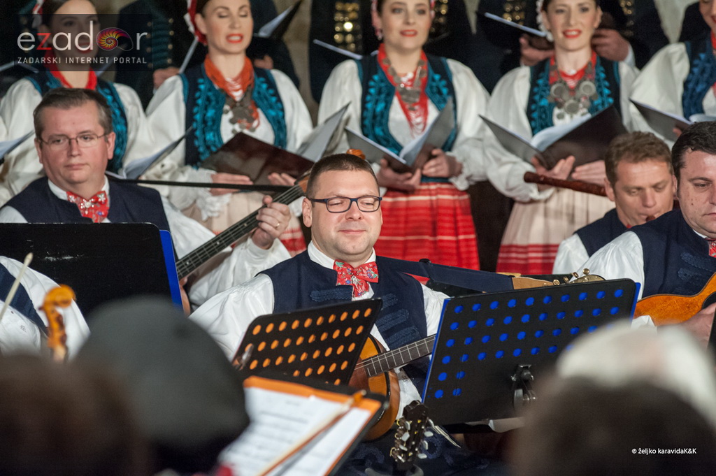 Adventski koncert ansambla Lado u prepunoj u crkvi sv. Nikole Adventski koncert ansambla Lado u prepunoj u crkvi sv. Nikole