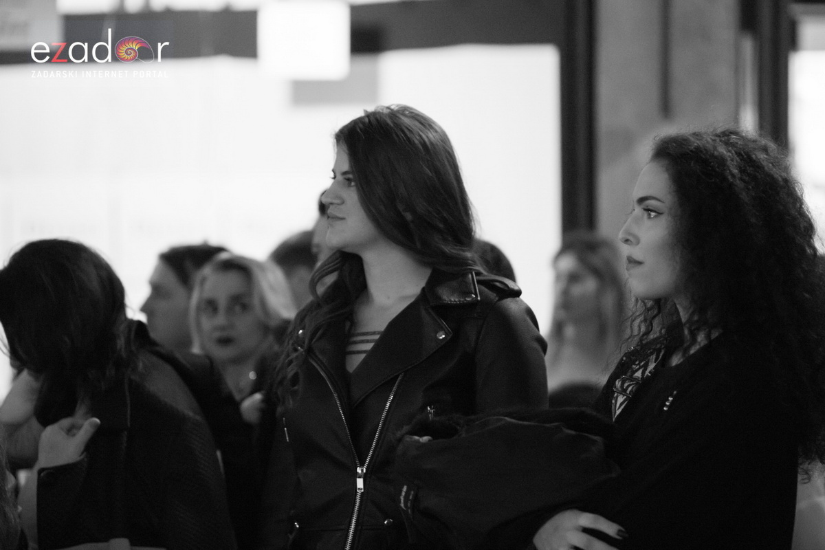 11. Festival vjenčanja: Modna revija vjenčanica i svečanih haljina te revija cvijeća i koncert Sandija Cenova 11. Festival vjenčanja: Modna revija vjenčanica i svečanih haljina te revija cvijeća i koncert Sandija Cenova