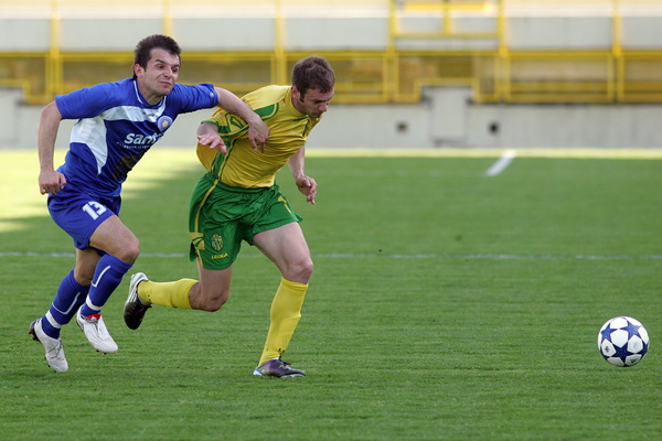 Pula, 020411. Prva HNL na stadionu Aldo Dorsina u Puli izmedju NK Istra 1961 i NK Zadar.  Prva utakmica Igora Pamica otkako je ponovo trener Istre. Foto: Srecko Niketic / CROPIX